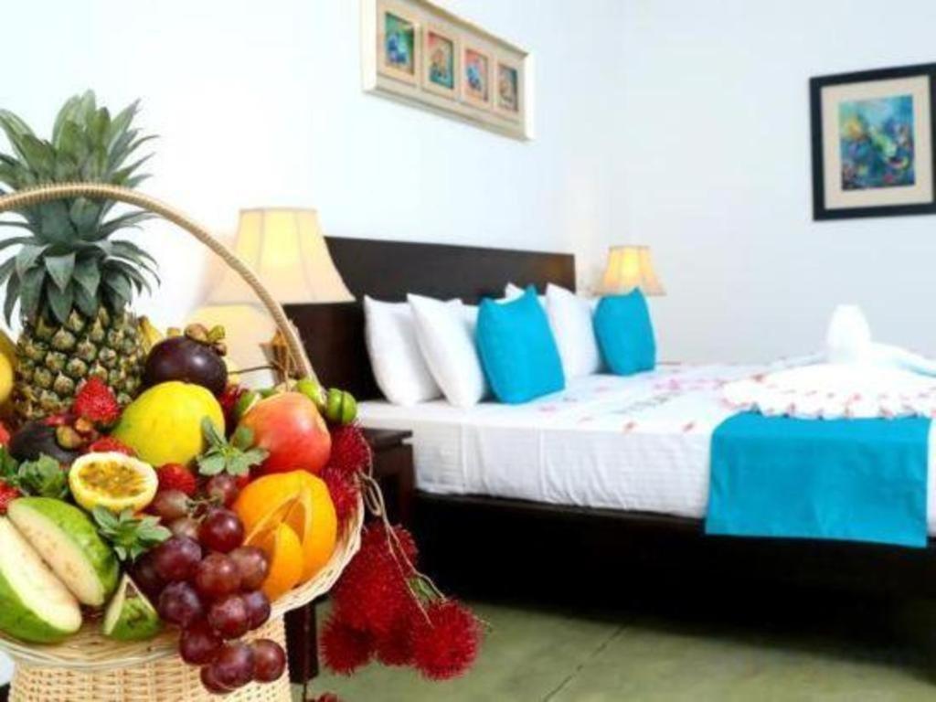 Coco Royal Beach Resort Kalutara Esterno foto